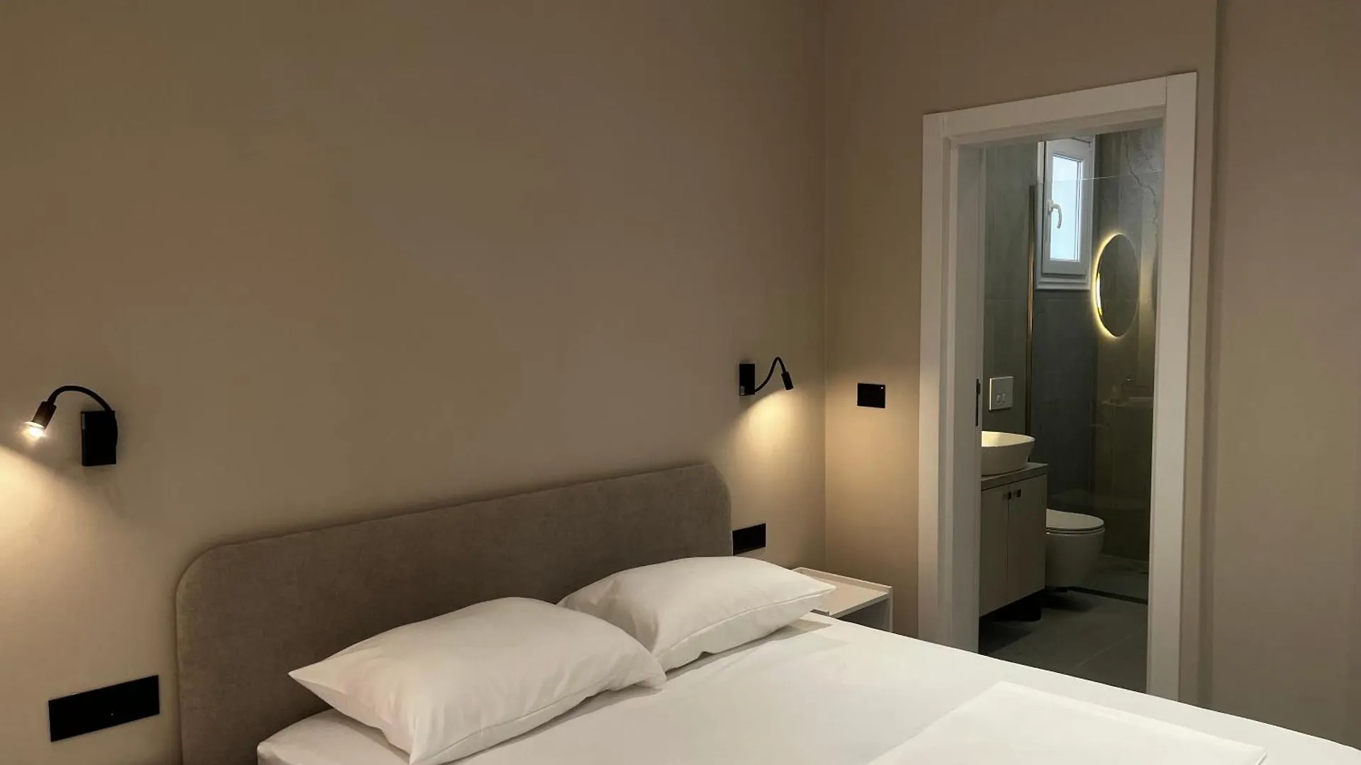 Affittacamere Lian'S Rooms Vlorë