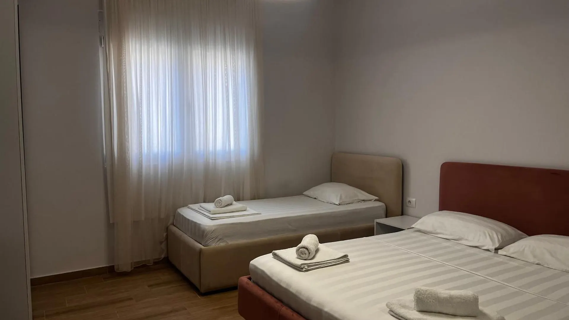 Lian'S Rooms Vlorë Albania